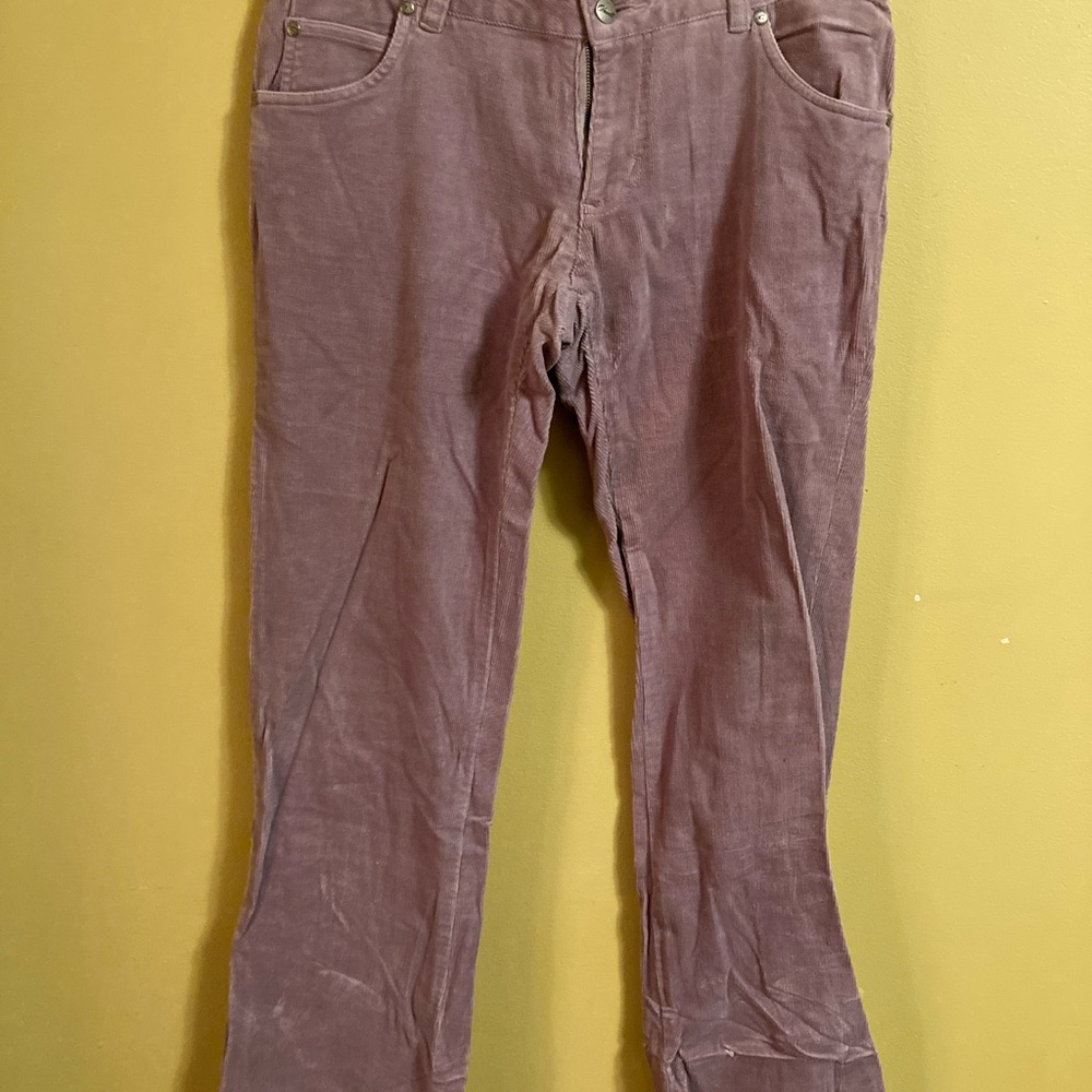 O’Neill Women’s Vintage Corduroy Pants in Mauve